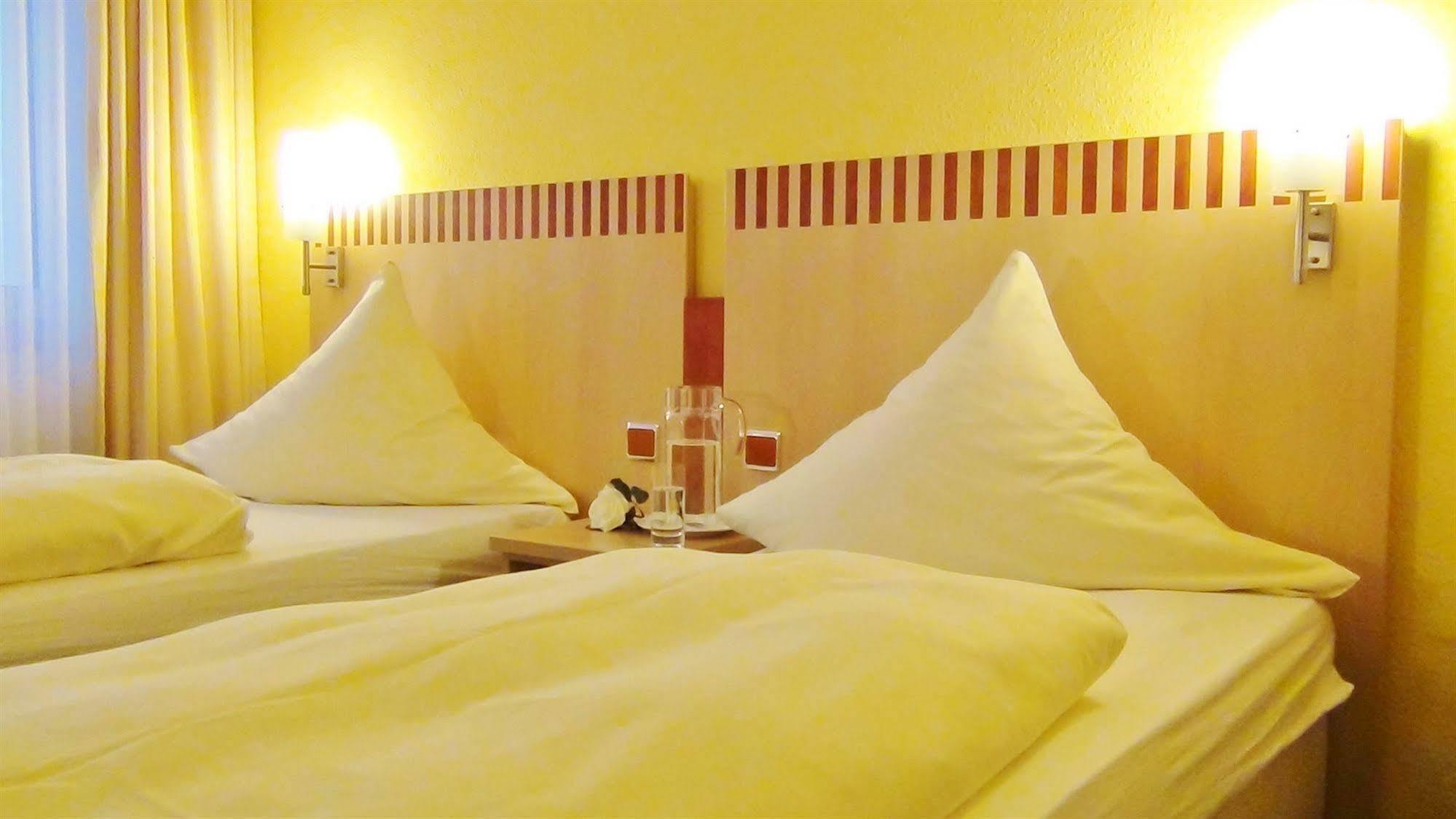 Bach Hotel Porta Westfalica Zewnętrze zdjęcie